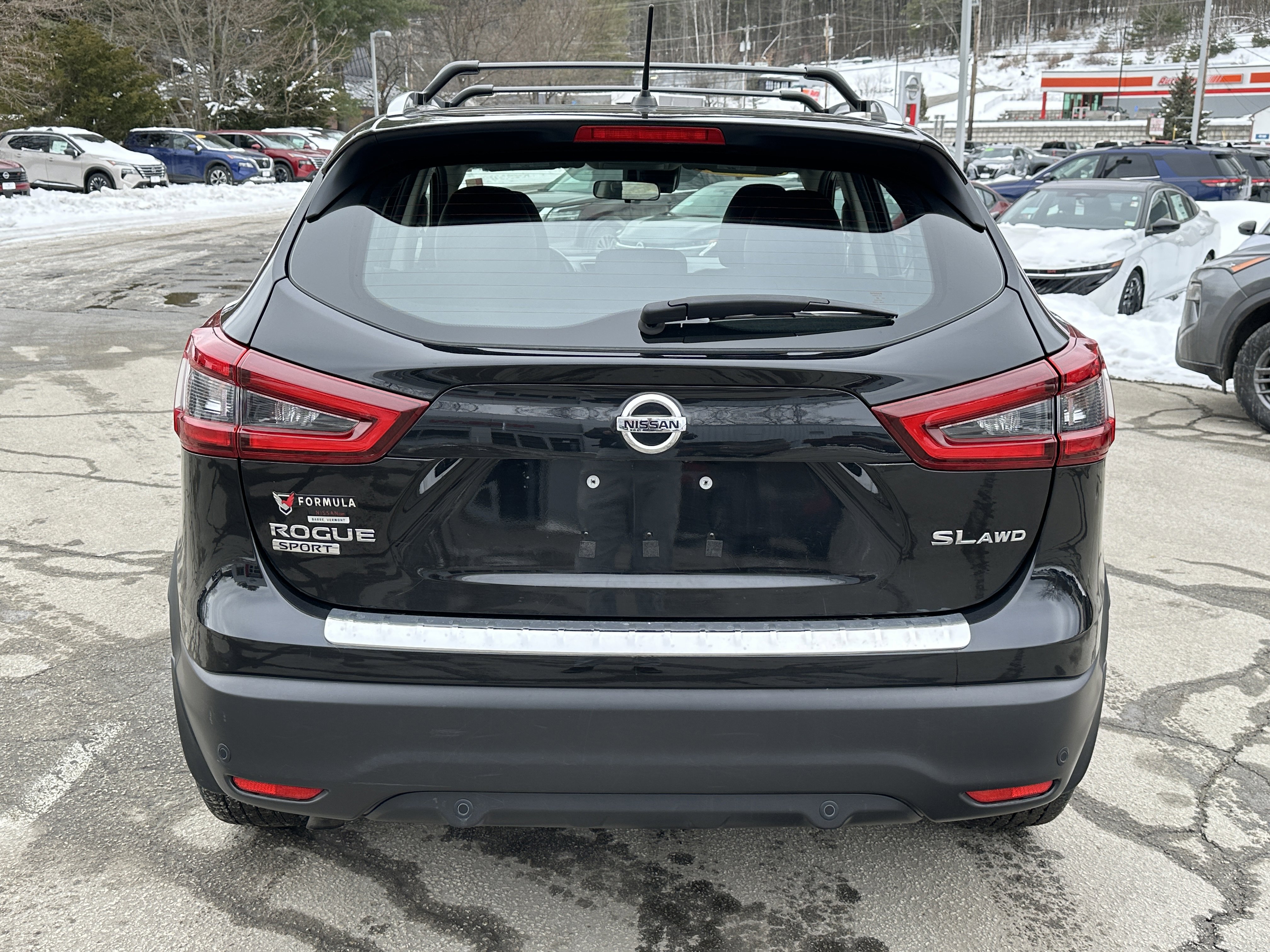 Used 2022 Nissan Rogue Sport SL image 6