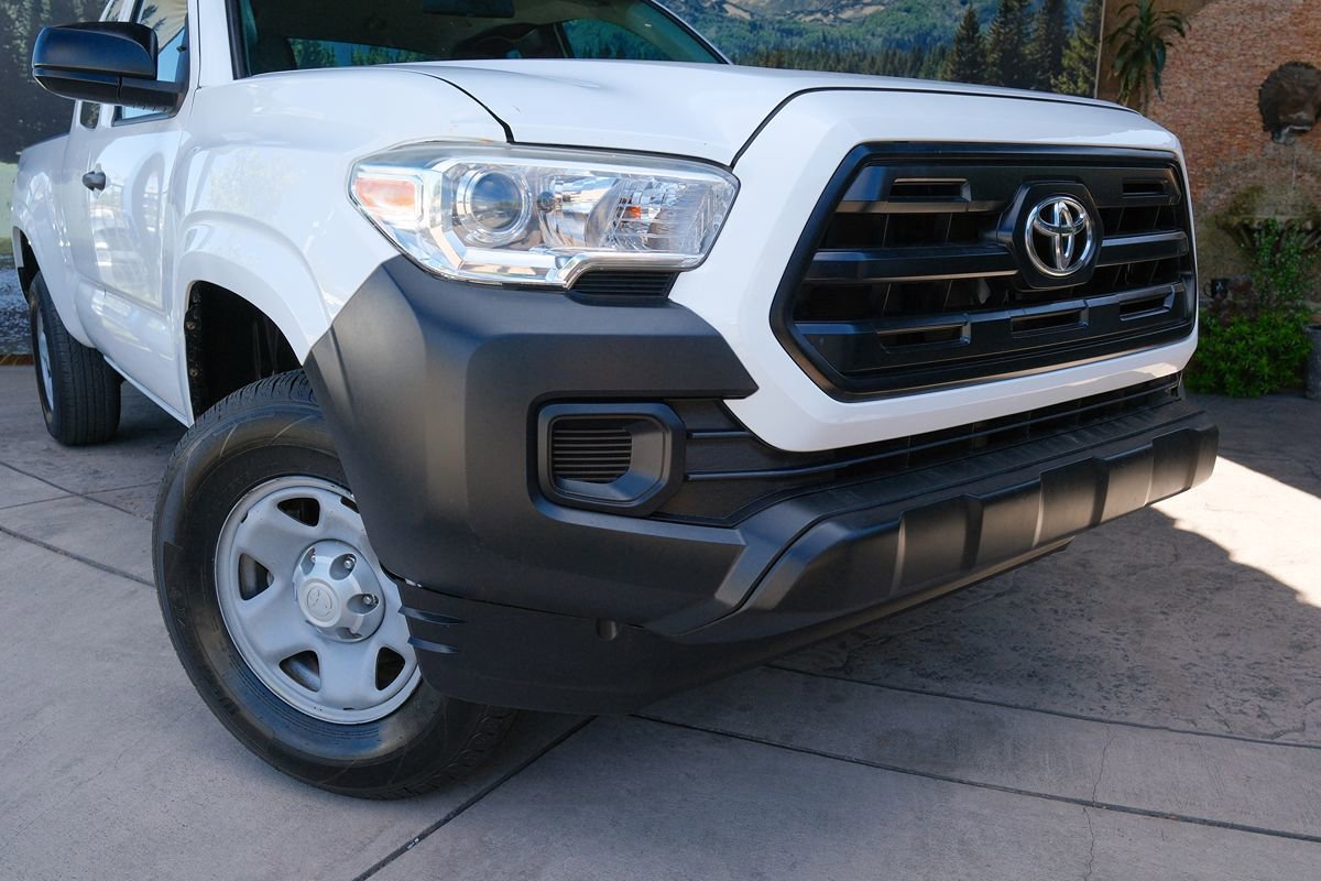 Used 2017 Toyota Tacoma SR RWD image 7