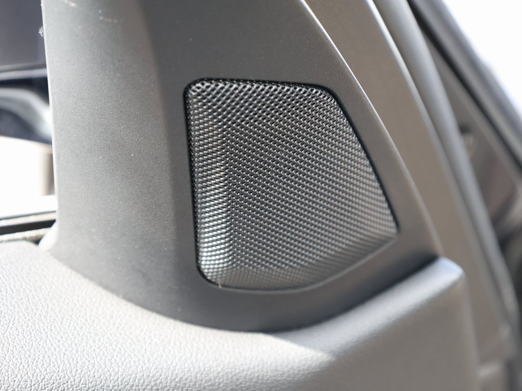 Used 2021 BMW 330i Sedan w/ Convenience Package image 14