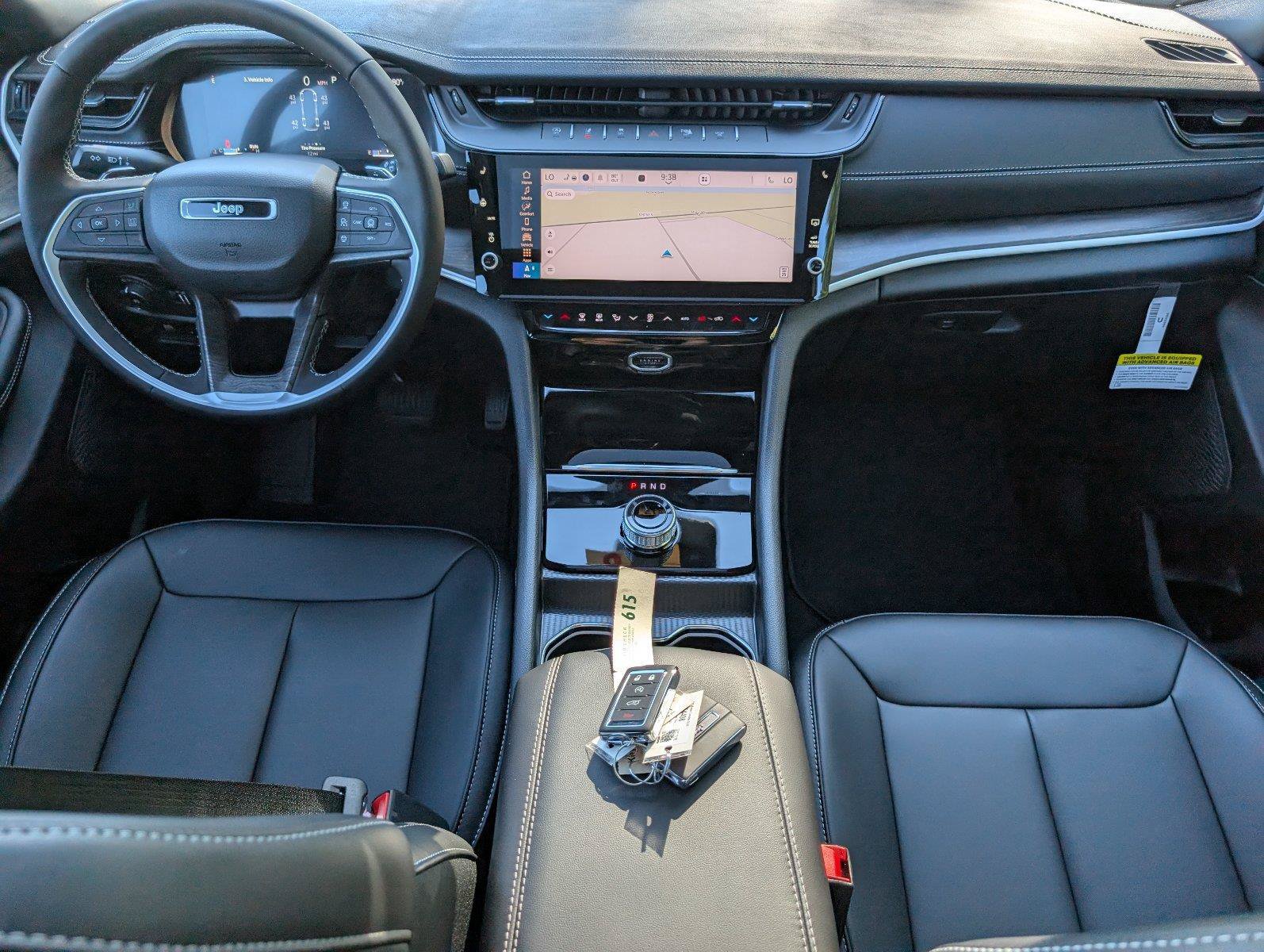 New 2027 Jeep Grand Cherokee L Limited RWD image 32