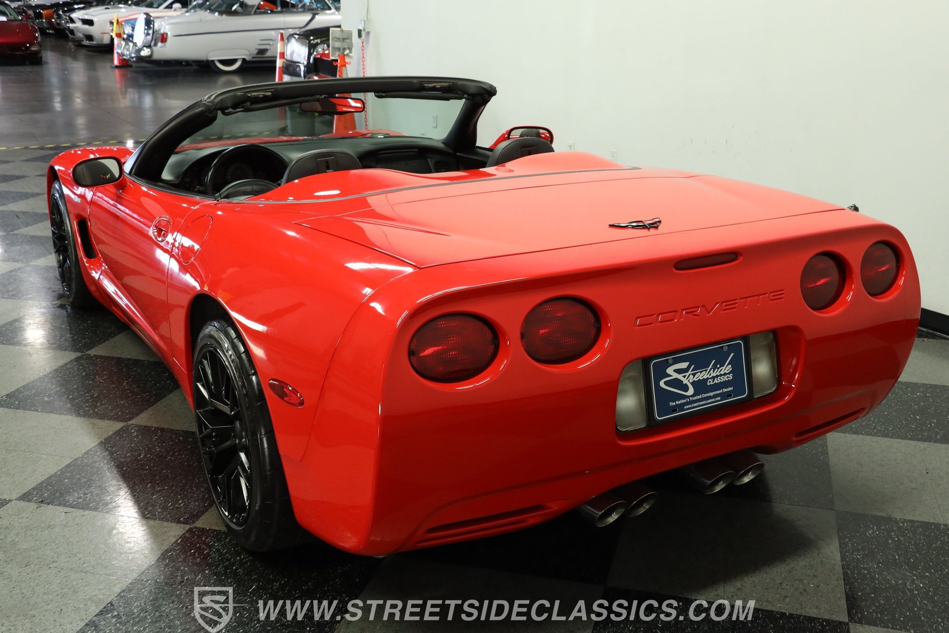 Used 1999 Chevrolet Corvette Coupe w/ Memory Pkg RWD image 8
