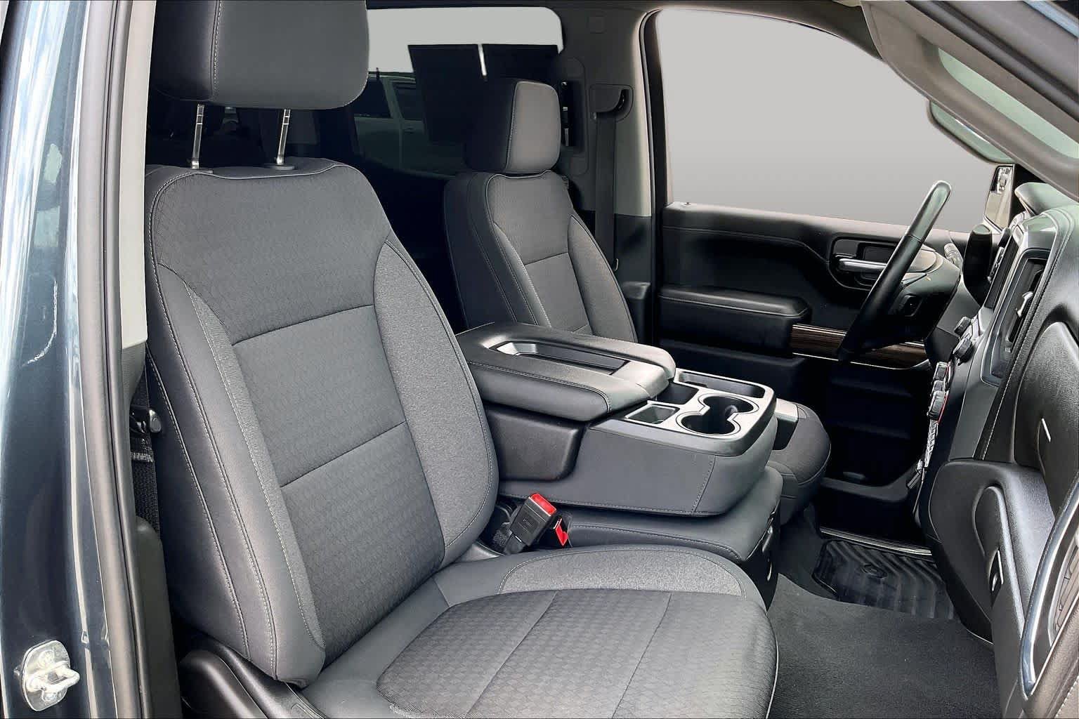 Used 2020 Chevrolet Silverado 1500 LT w/ Texas Edition RWD image 9