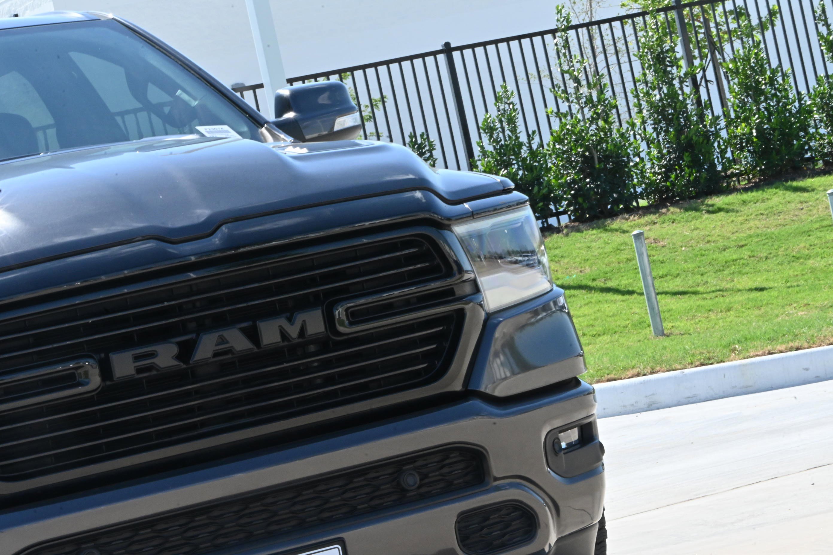 Used 2020 RAM 1500 Laramie AWD/4WD image 10