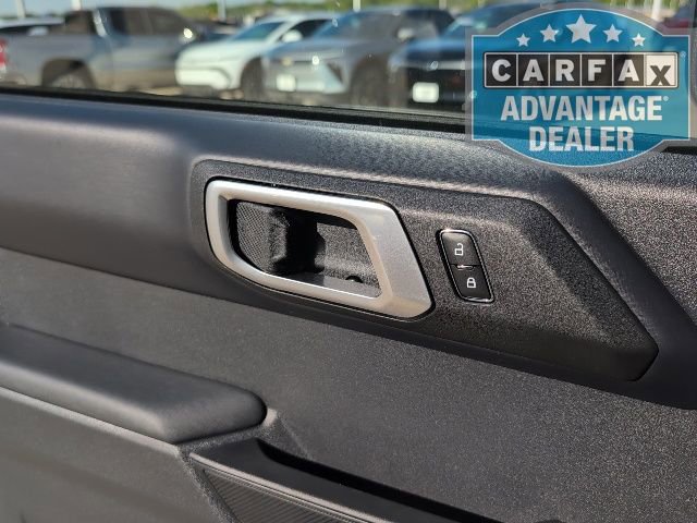 Used 2025 Ford Bronco Outer Banks AWD/4WD image 16