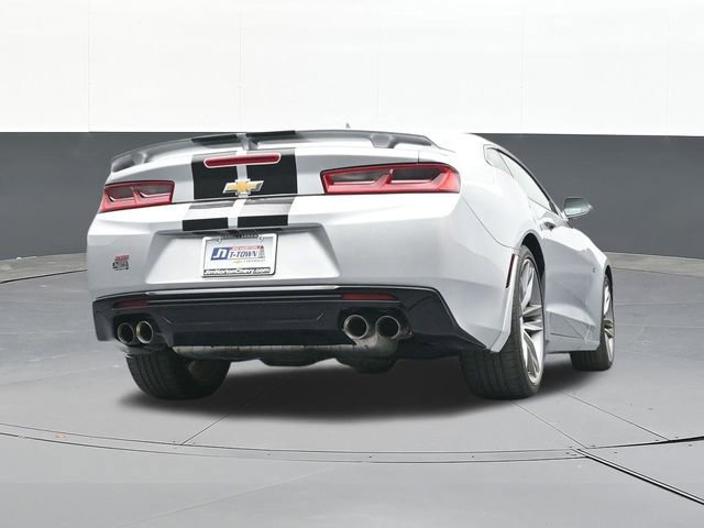 Used 2018 Chevrolet Camaro SS RWD image 48