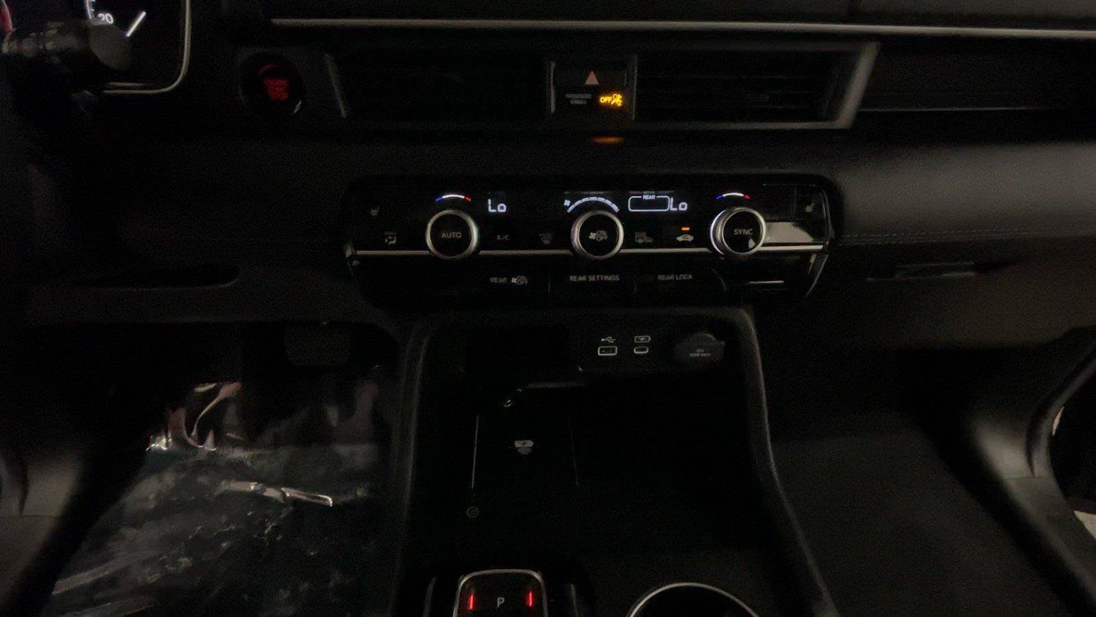 Certified 2025 Honda Pilot EX-L image 38