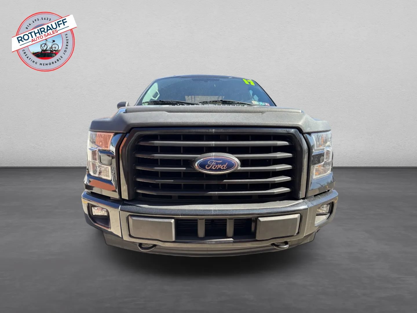 Used 2017 Ford F150 XL w/ Equipment Group 101A Mid AWD/4WD image 4
