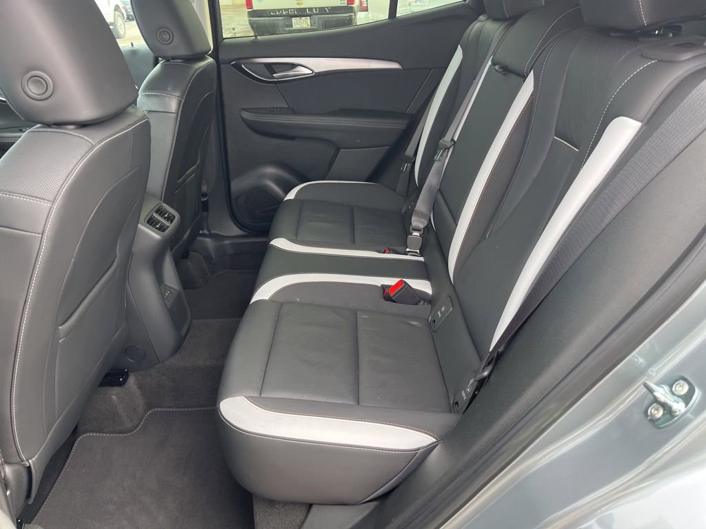 Used 2025 Buick Envision Sport Touring image 12