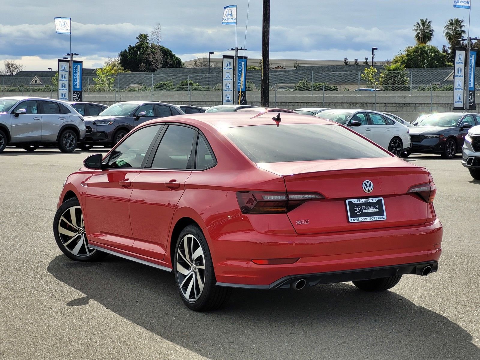 Used 2019 Volkswagen Jetta GLI image 6