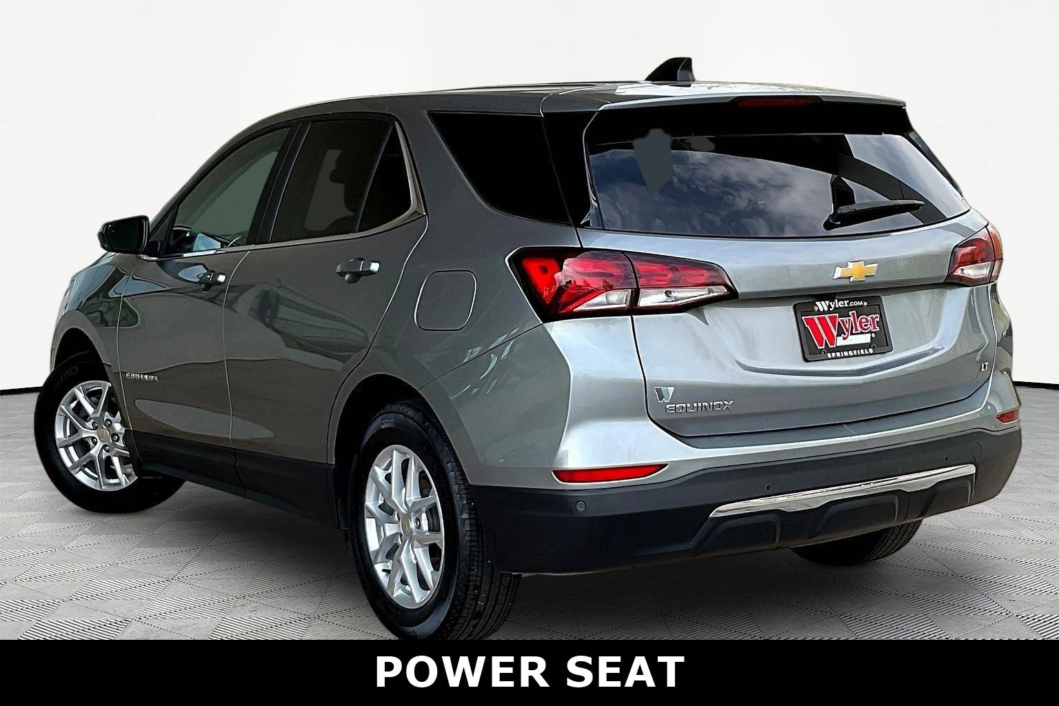 Used 2024 Chevrolet Equinox LT image 4