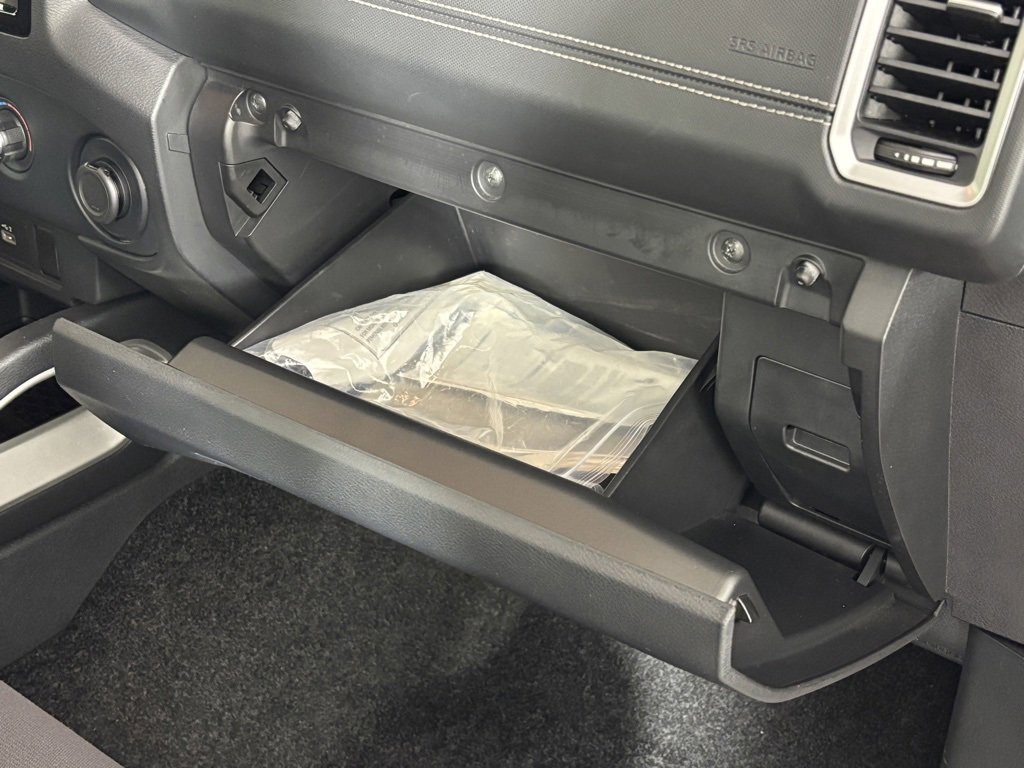 Used 2022 Nissan Frontier SV image 34