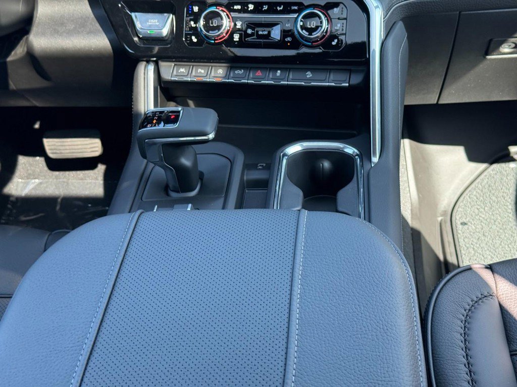 New 2026 GMC Sierra 1500 Denali w/ Denali Reserve Package image 9