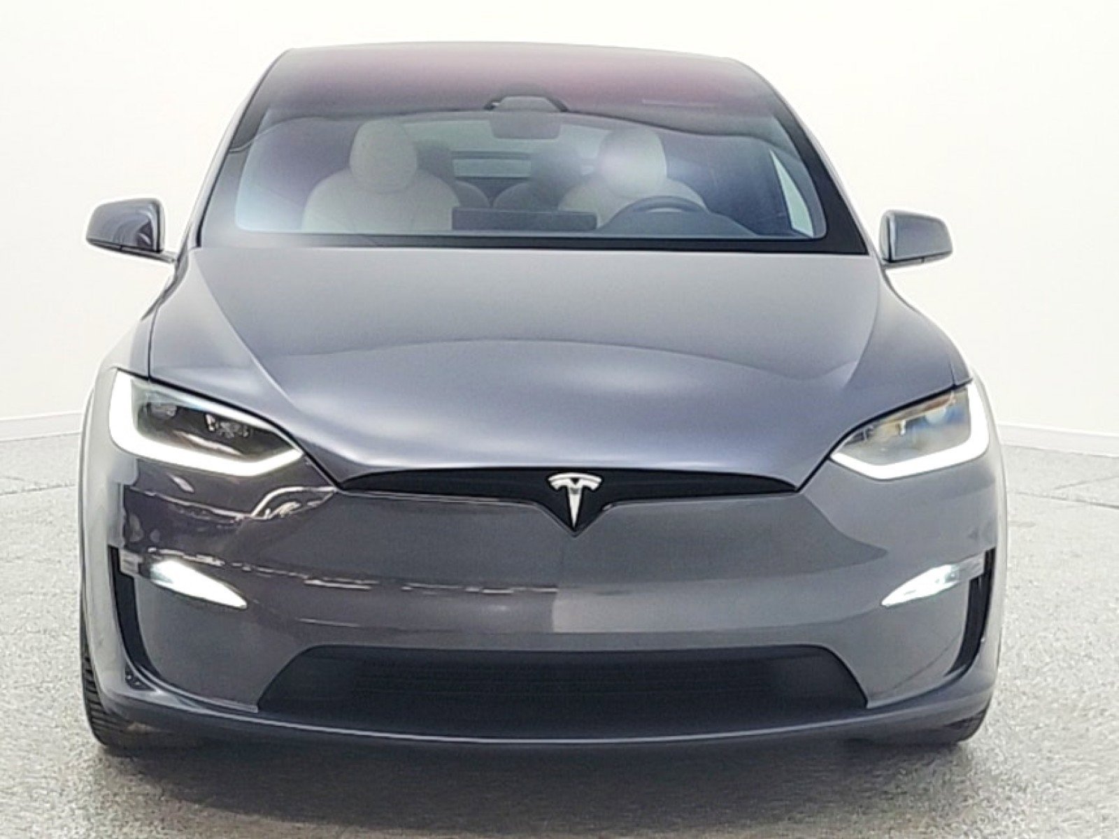 Used 2023 Tesla Model X Plaid AWD/4WD image 2