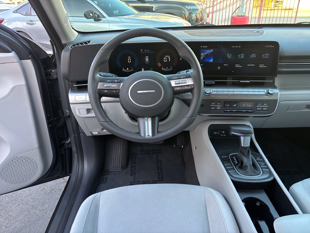 Used 2025 Hyundai Kona SEL FWD image 13