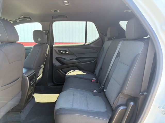Used 2022 Chevrolet Traverse LT AWD/4WD image 37