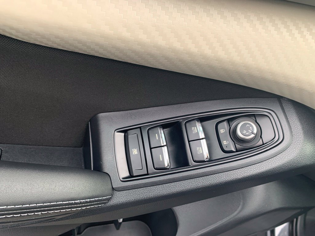 Used 2019 Subaru Ascent Premium AWD/4WD image 16