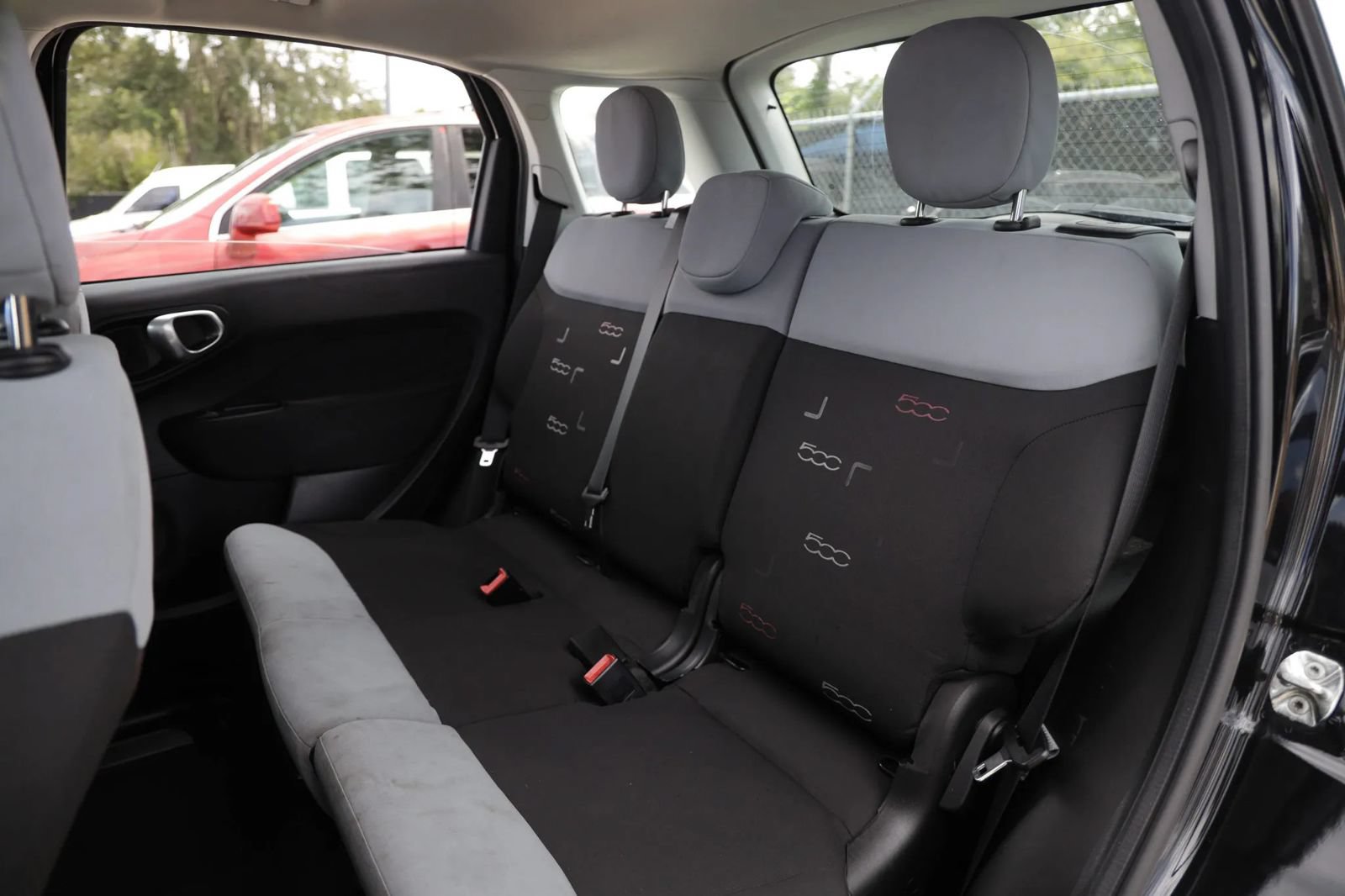 Used 2016 FIAT 500L Pop FWD image 19
