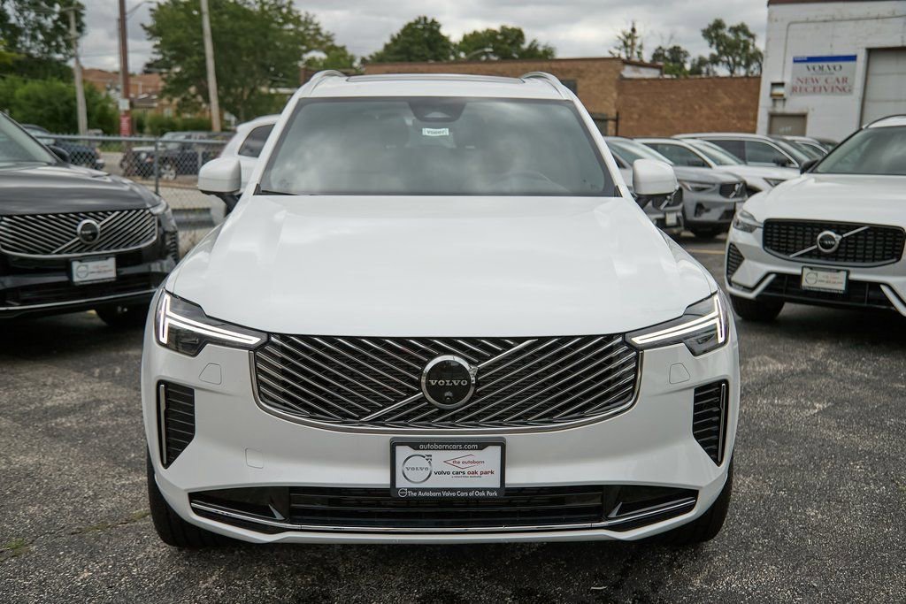 New 2026 Volvo XC90 B6 Plus w/ Protection Package Premier image 5