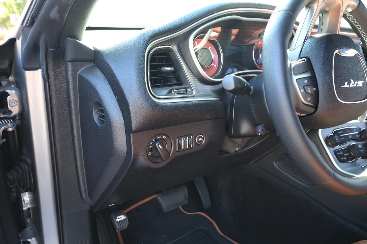 Used 2015 Dodge Challenger SRT Hellcat image 79