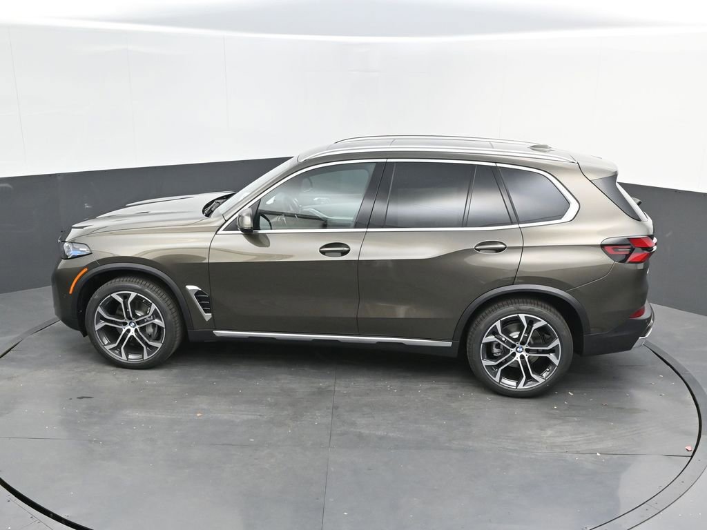 New 2026 BMW X5 sDrive40i RWD image 41
