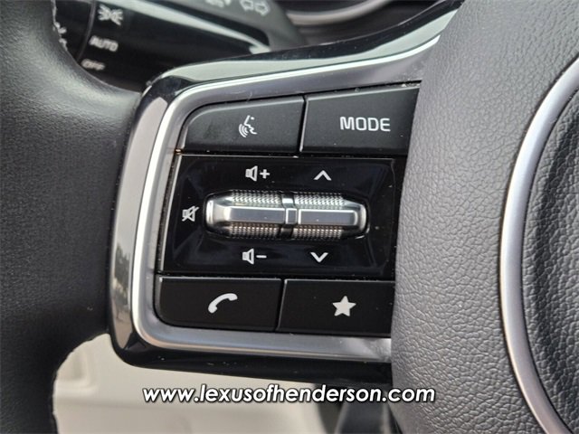 Used 2024 Kia Carnival LX image 28