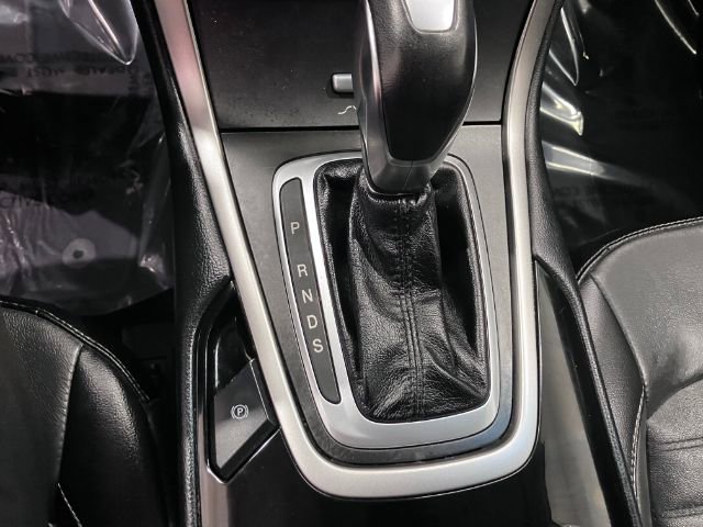 Used 2017 Ford Edge SEL image 49