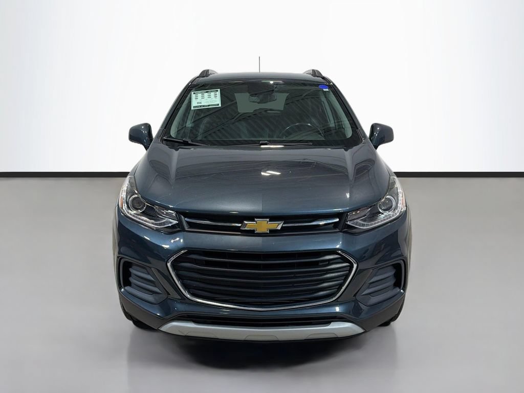 Used 2022 Chevrolet Trax LT w/ Driver Confidence Package AWD/4WD image 2