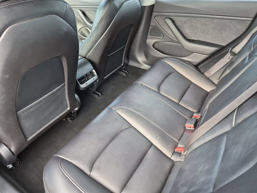 Used 2018 Tesla Model 3 Long Range AWD/4WD image 28