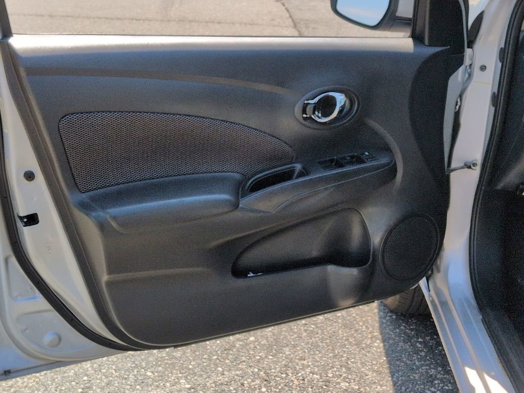 Used 2018 Nissan Versa SV w/ SV Special Edition Package FWD image 29