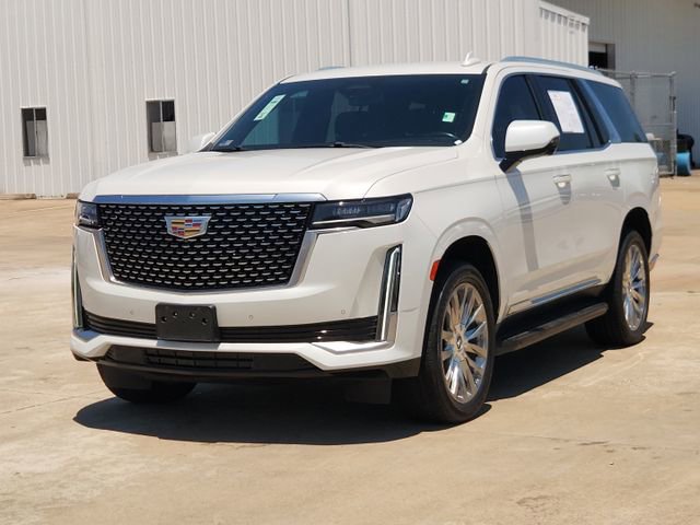 Used 2022 Cadillac Escalade Luxury w/ LPO, Illumination Package AWD/4WD image 3