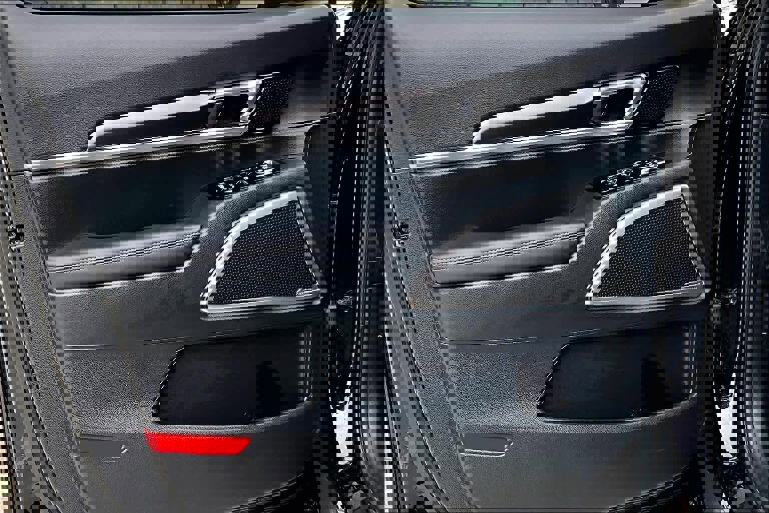 Used 2025 Kia Telluride LX image 20