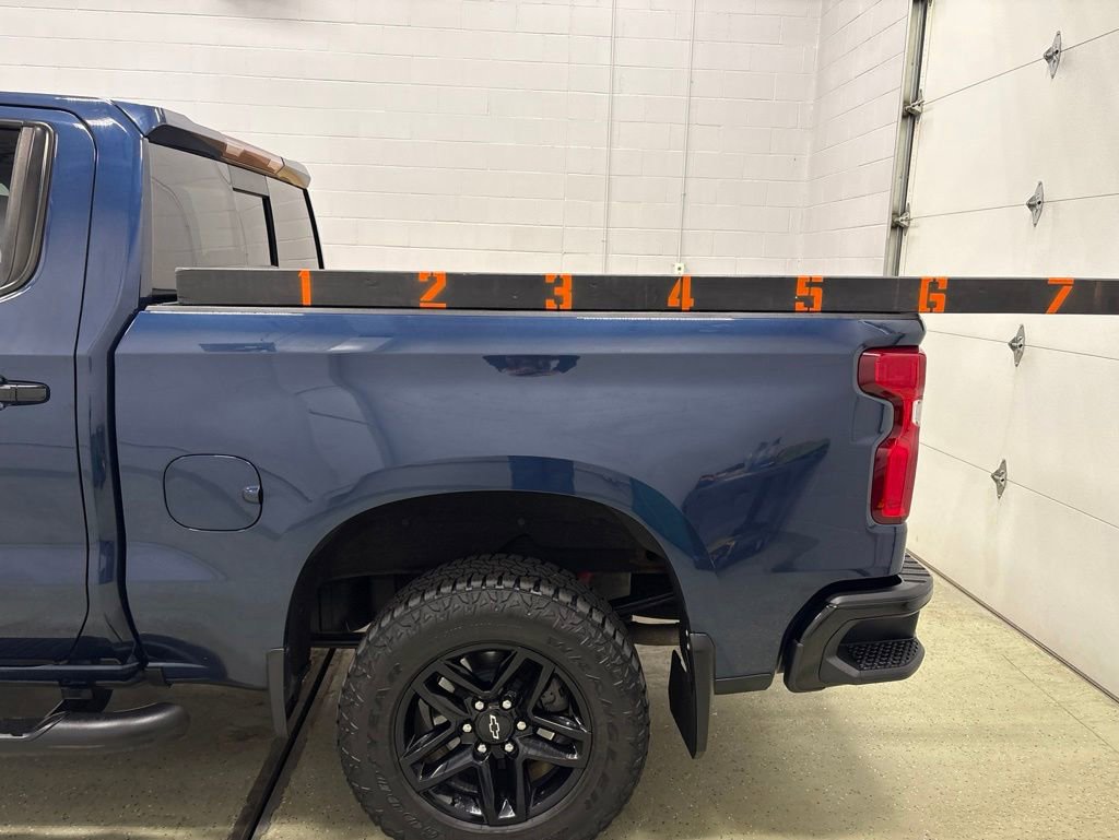 Used 2020 Chevrolet Silverado 1500 LT Trail Boss AWD/4WD image 13