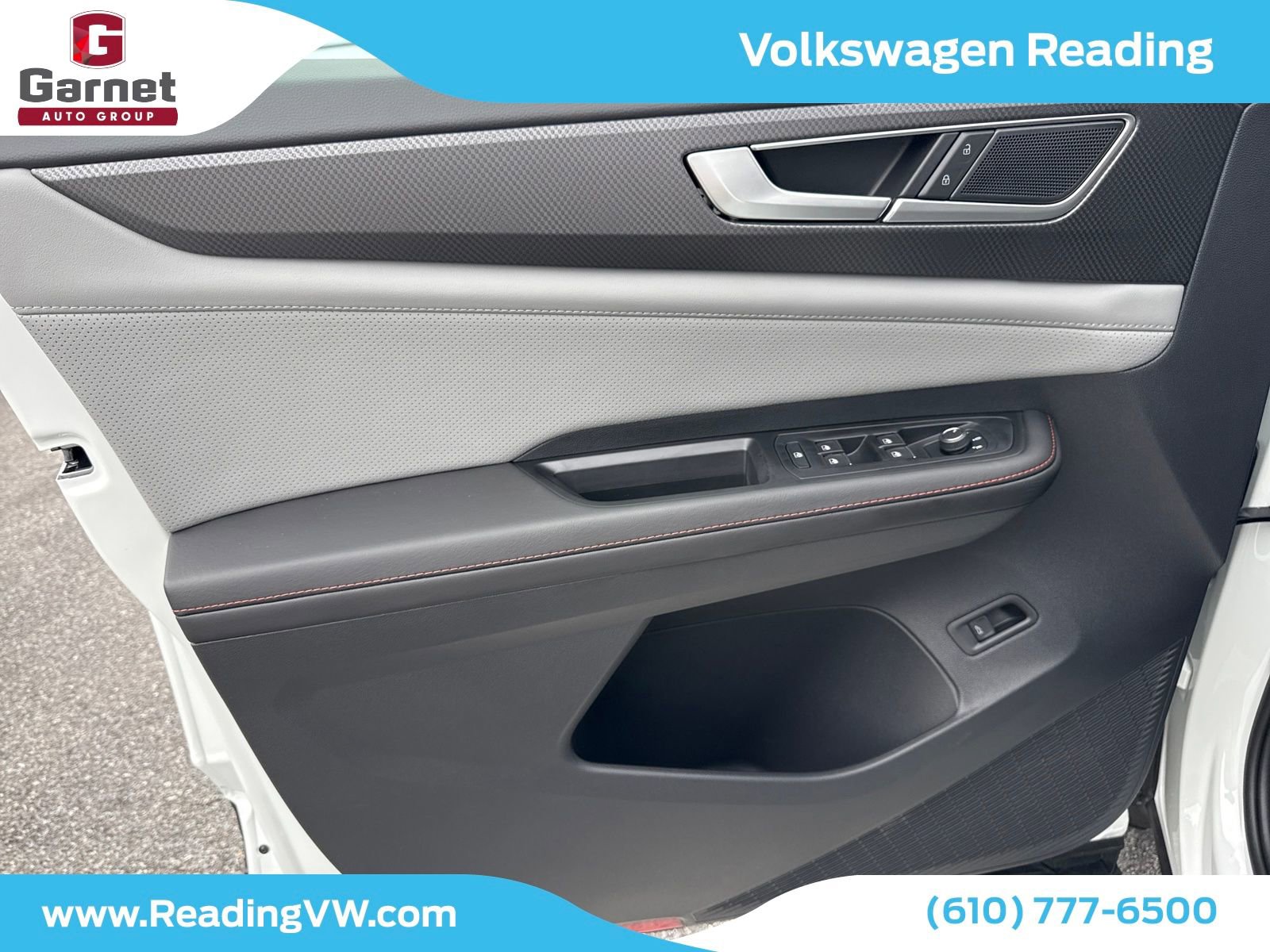 New 2025 Volkswagen Atlas Peak Edition SE image 15