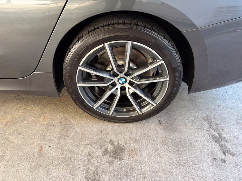 Used 2021 BMW 330e w/ Driving Assistance Package RWD image 20
