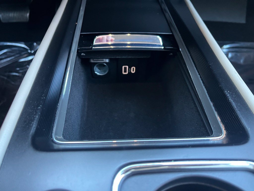 Used 2025 Lincoln Corsair AWD image 35