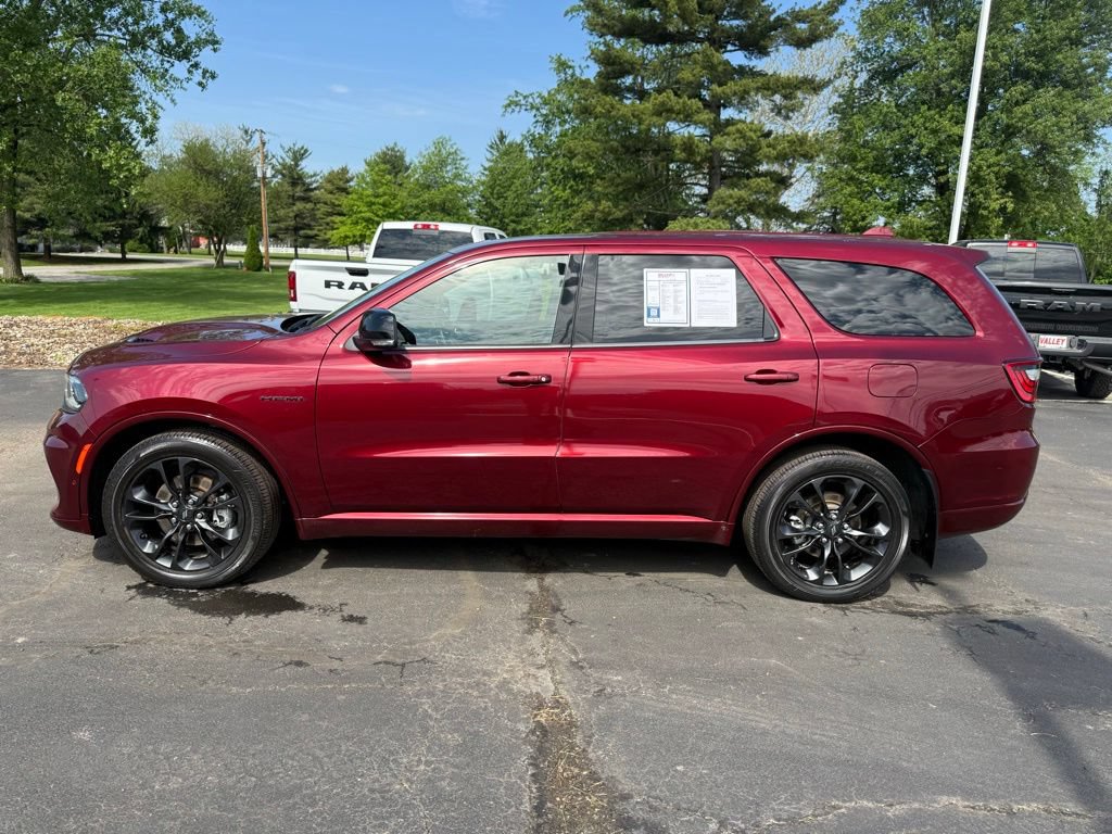 Certified 2022 Dodge Durango R/T w/ Blacktop Package AWD/4WD image 8