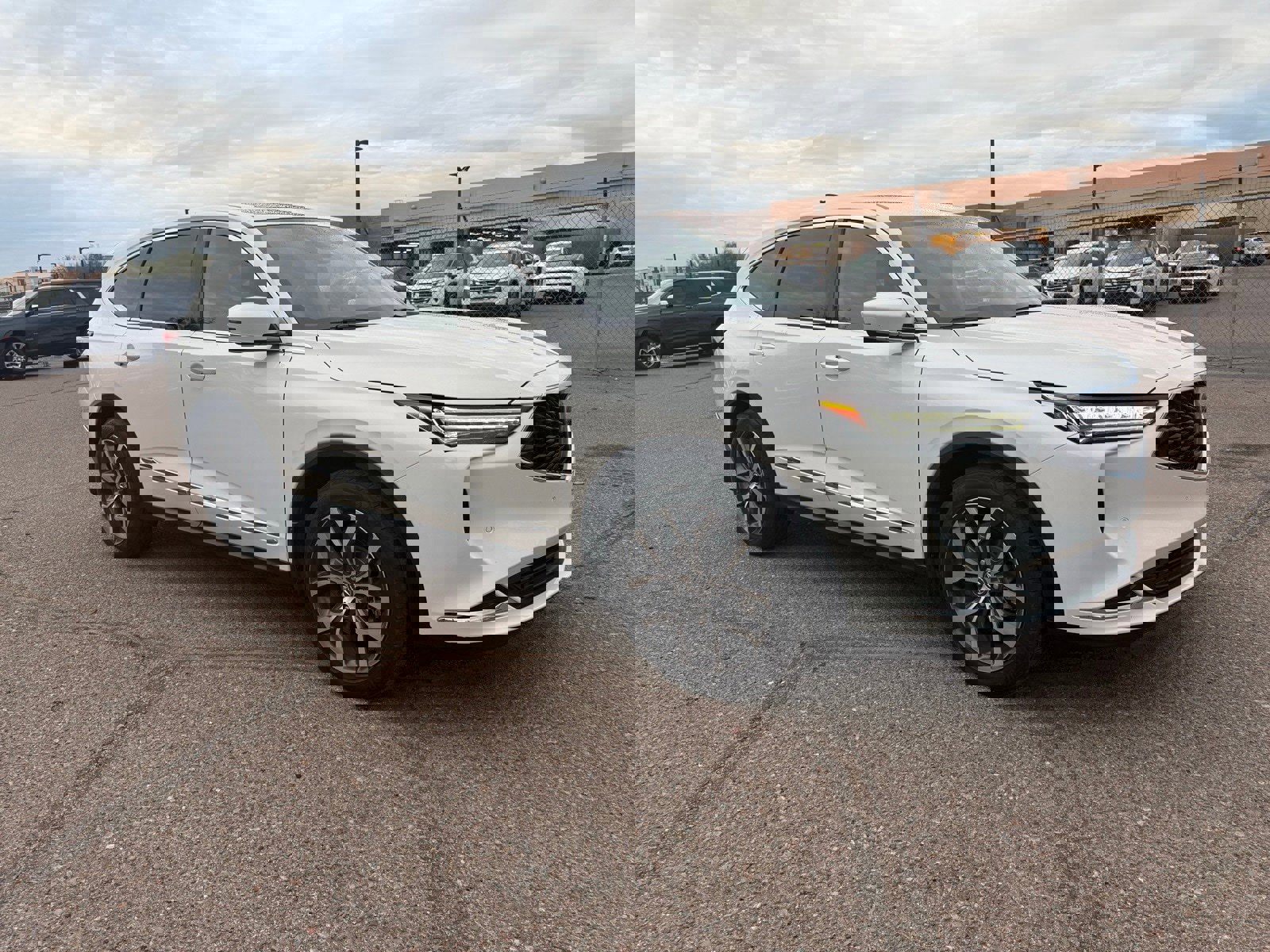 Used 2023 Acura MDX FWD w/ Technology Package image 3