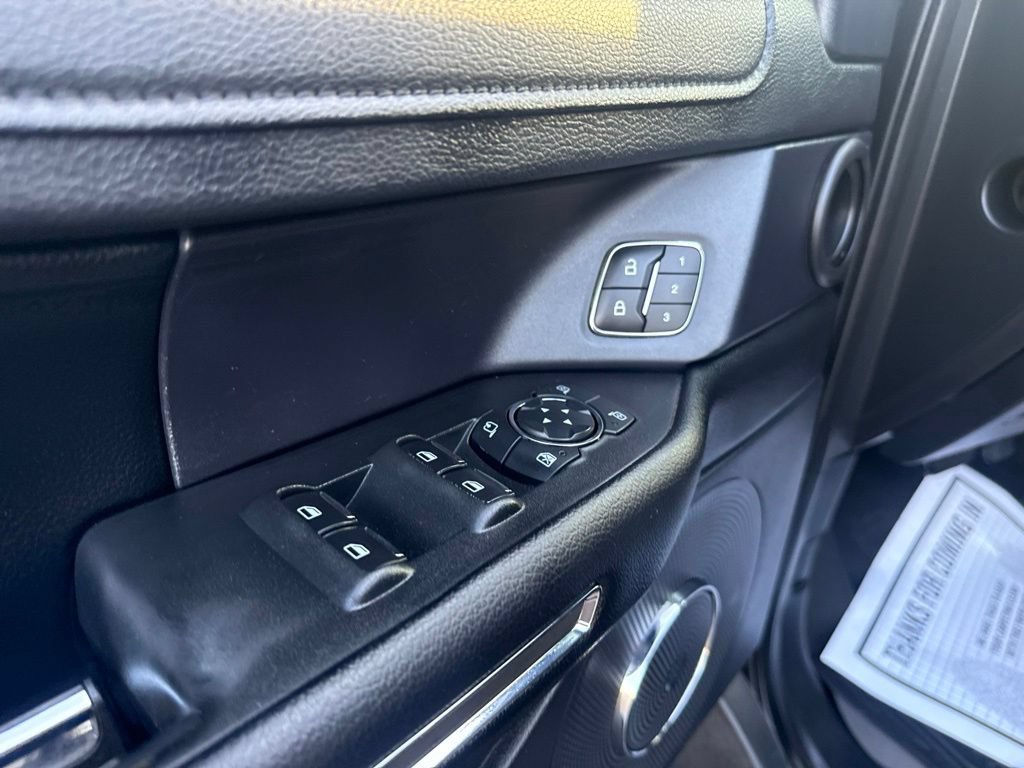 Used 2019 Ford Expedition XLT w/ Equipment Group 202A RWD image 12