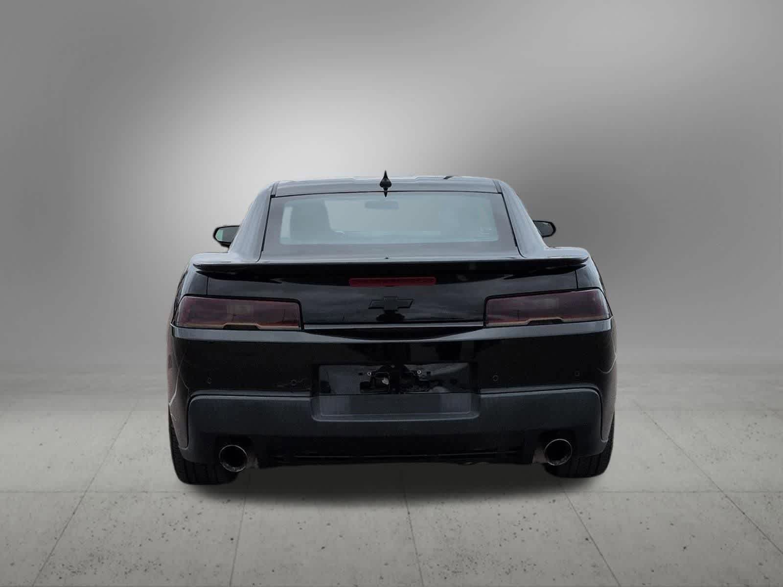 Used 2015 Chevrolet Camaro LT w/ Rear Vision Package RWD image 5