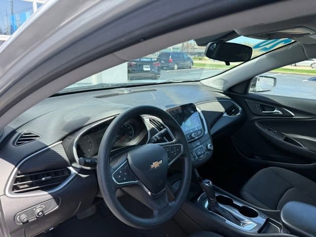 Used 2020 Chevrolet Malibu LS FWD image 8