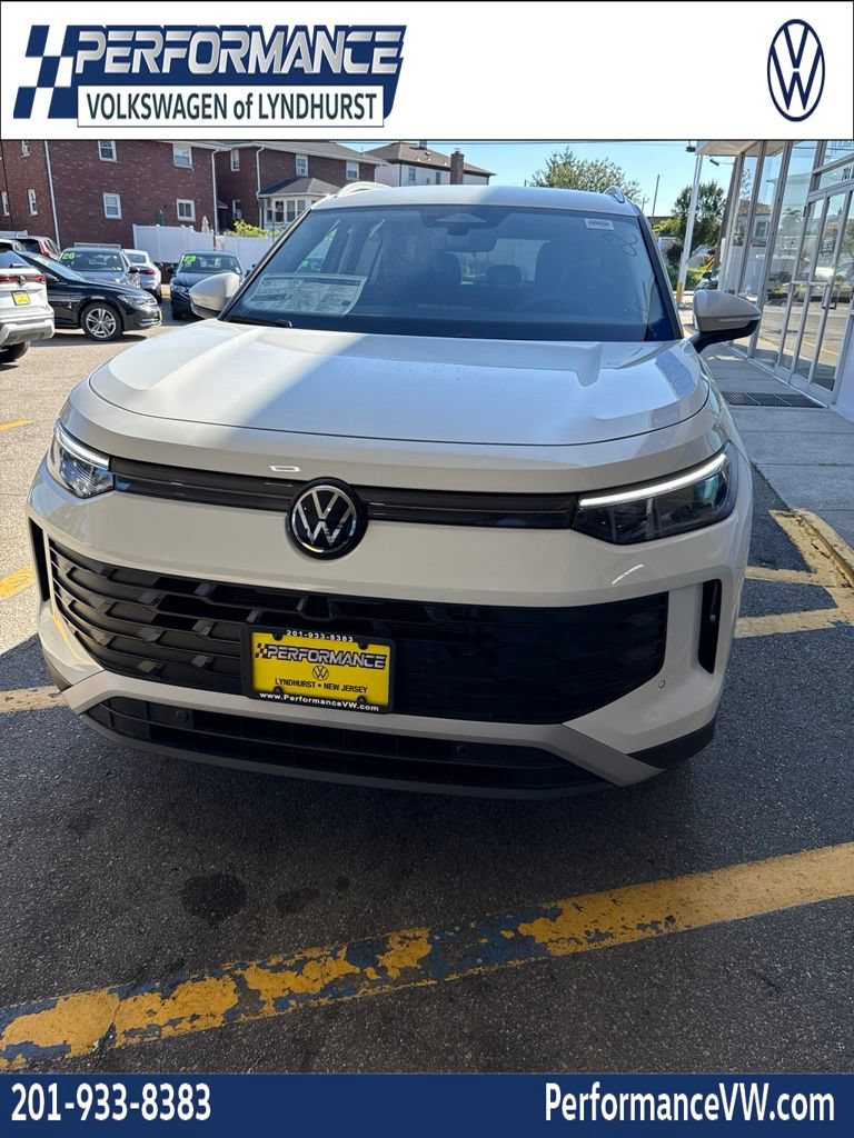 New 2026 Volkswagen Tiguan SE