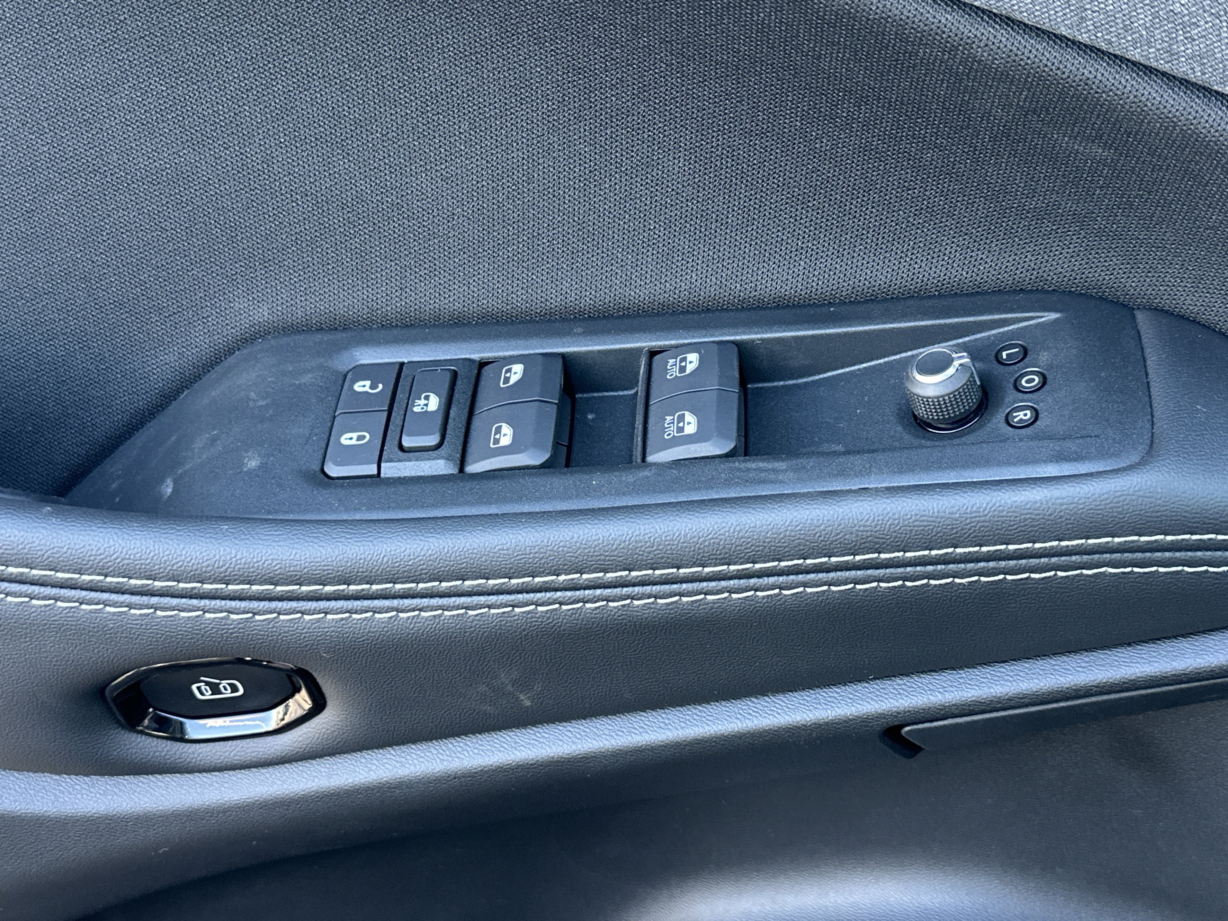 New 2026 Jeep Cherokee Laredo AWD/4WD image 12