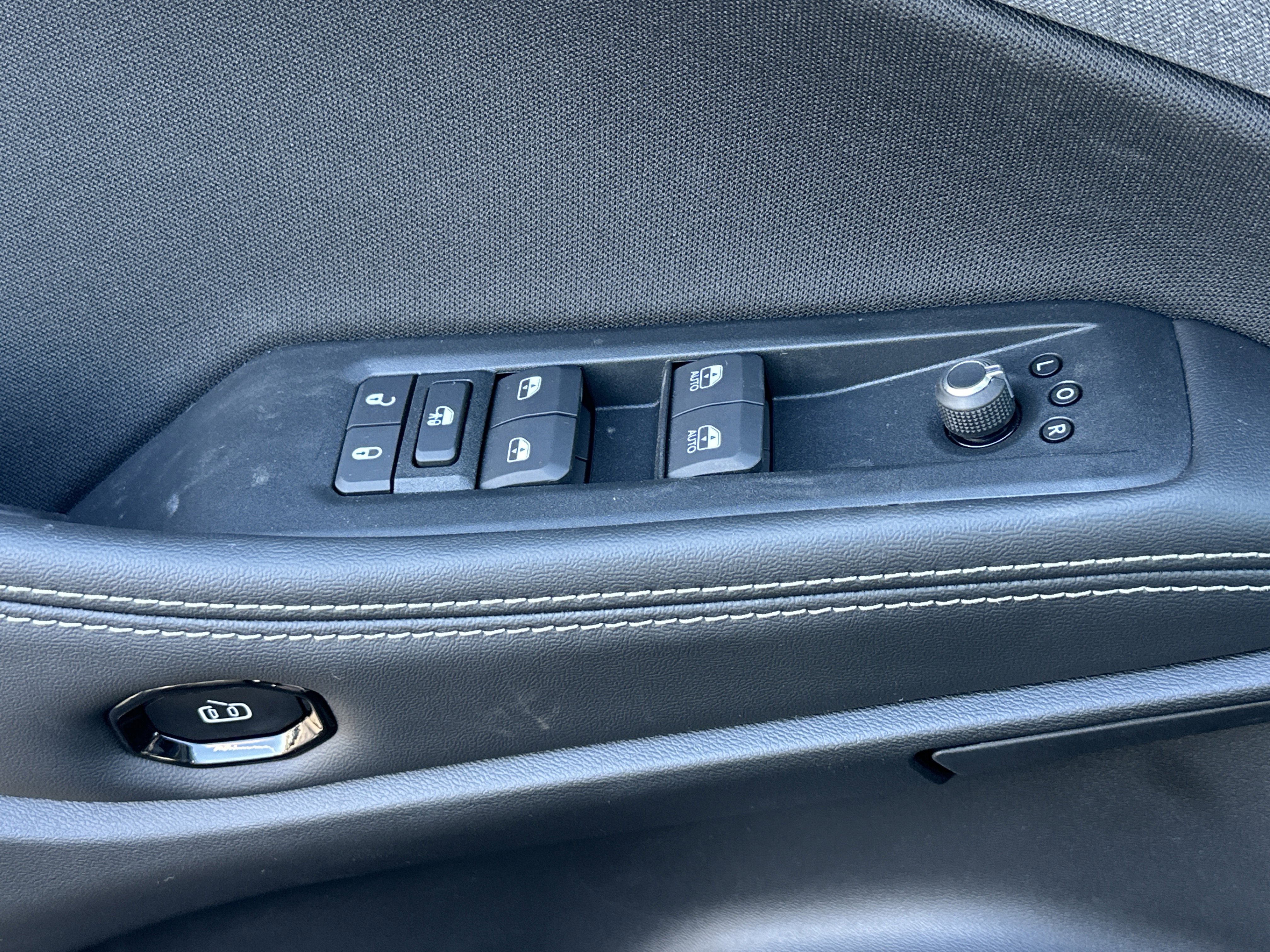 New 2026 Jeep Cherokee Laredo AWD/4WD image 12