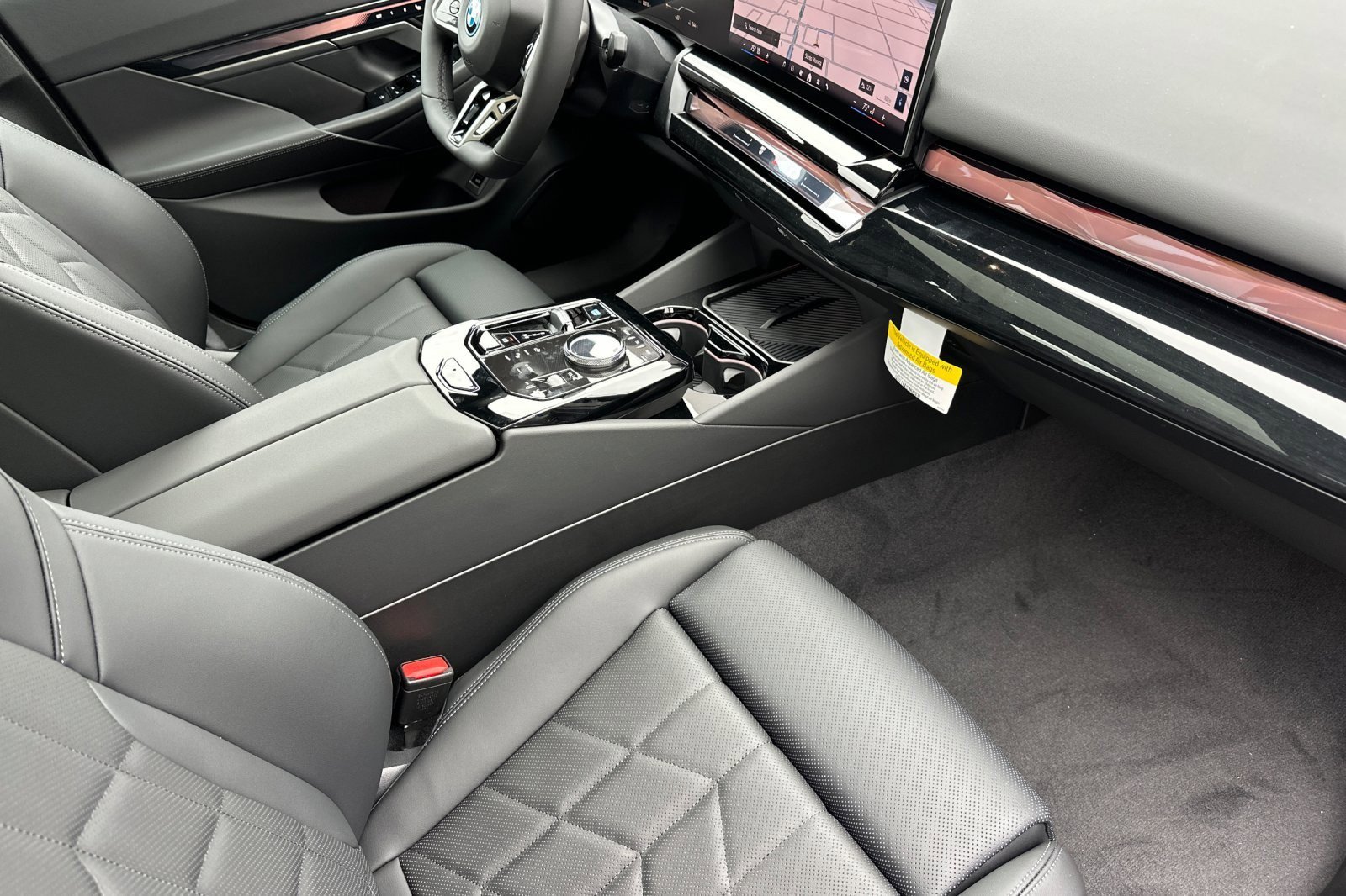 New 2026 BMW i5 M60 w/ M Sport Package RWD image 14