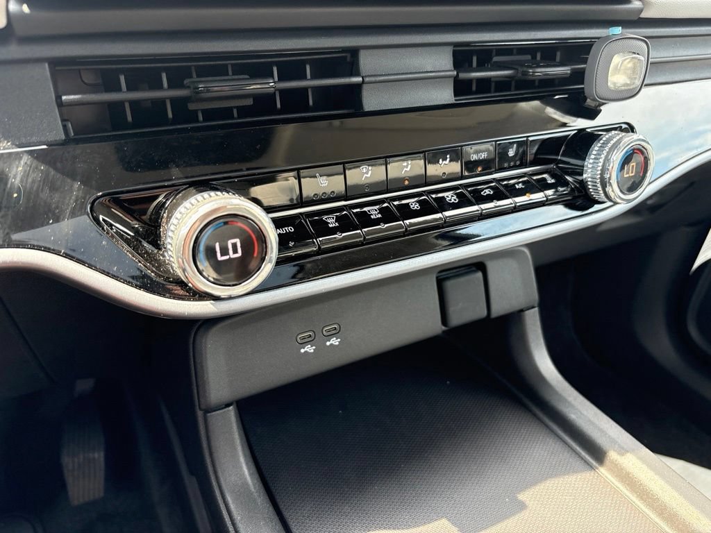 Used 2024 Honda Prologue Touring image 24