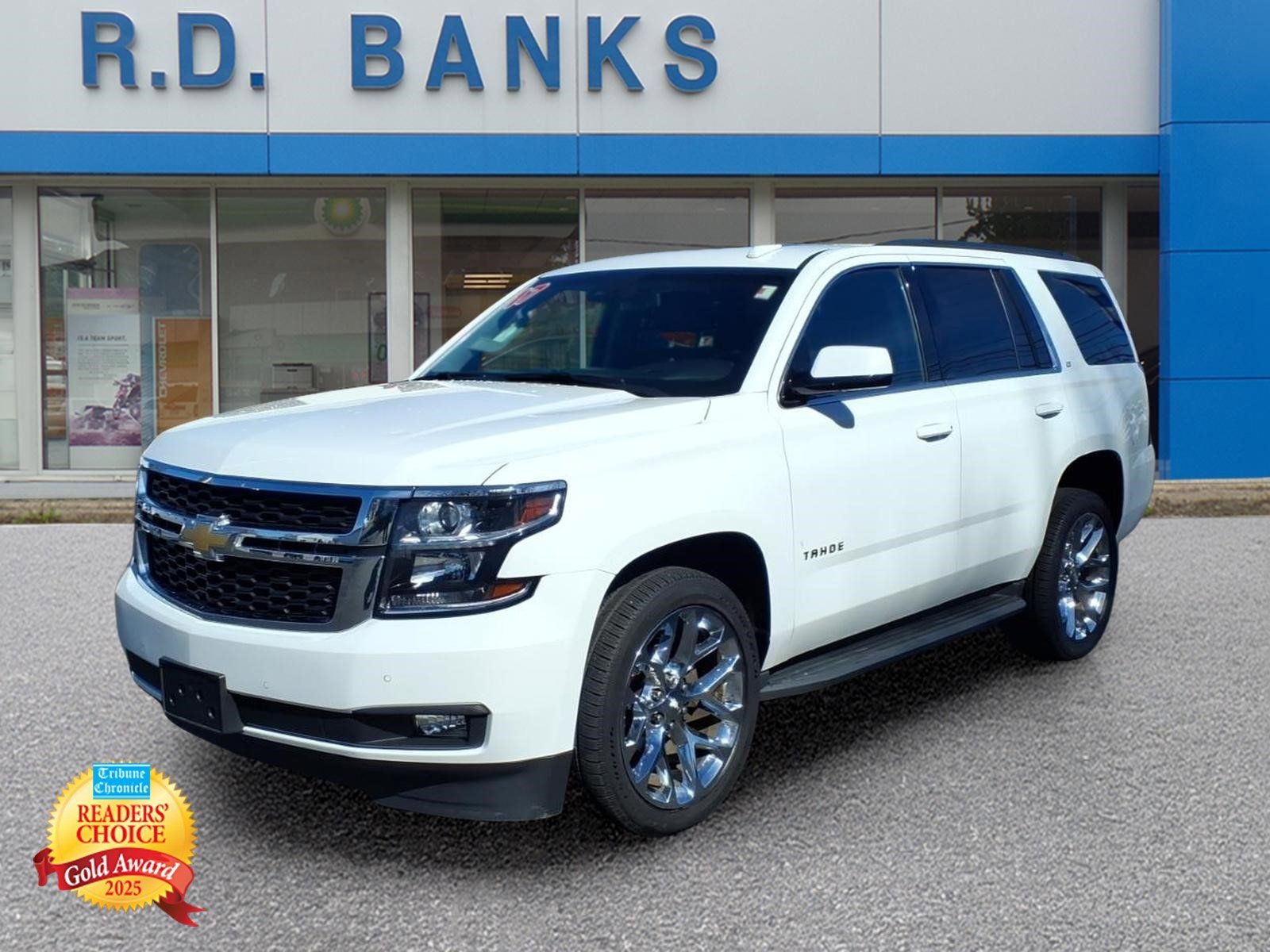 Used 2017 Chevrolet Tahoe LT image 1