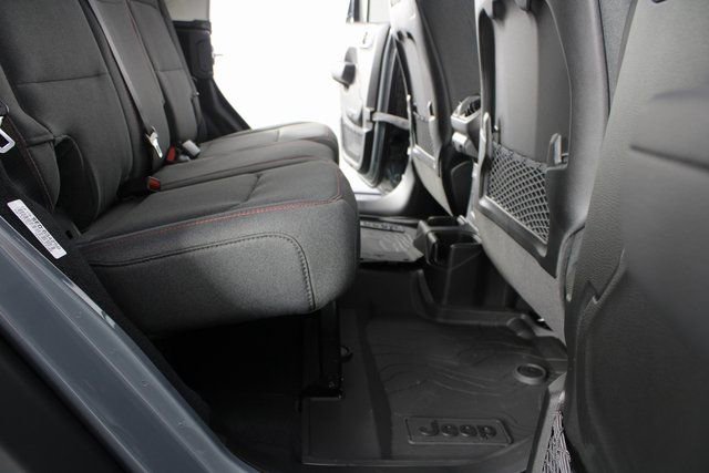 New 2026 Jeep Wrangler Unlimited Rubicon image 18