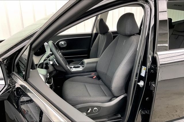 Certified 2026 Hyundai Ioniq 9 S RWD image 8