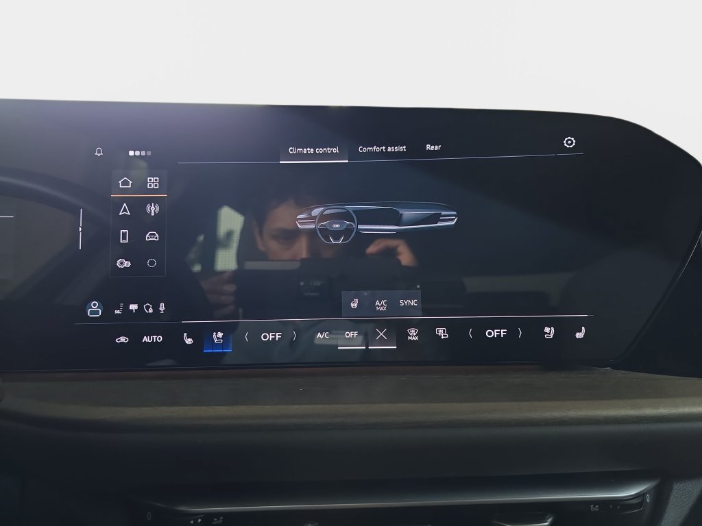 Certified 2025 Audi Q5 Prestige AWD/4WD image 23