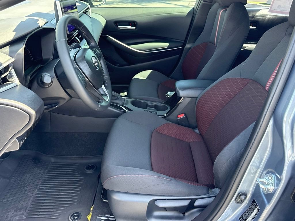 Certified 2025 Toyota Corolla SE w/ SE Premium Package FWD image 19
